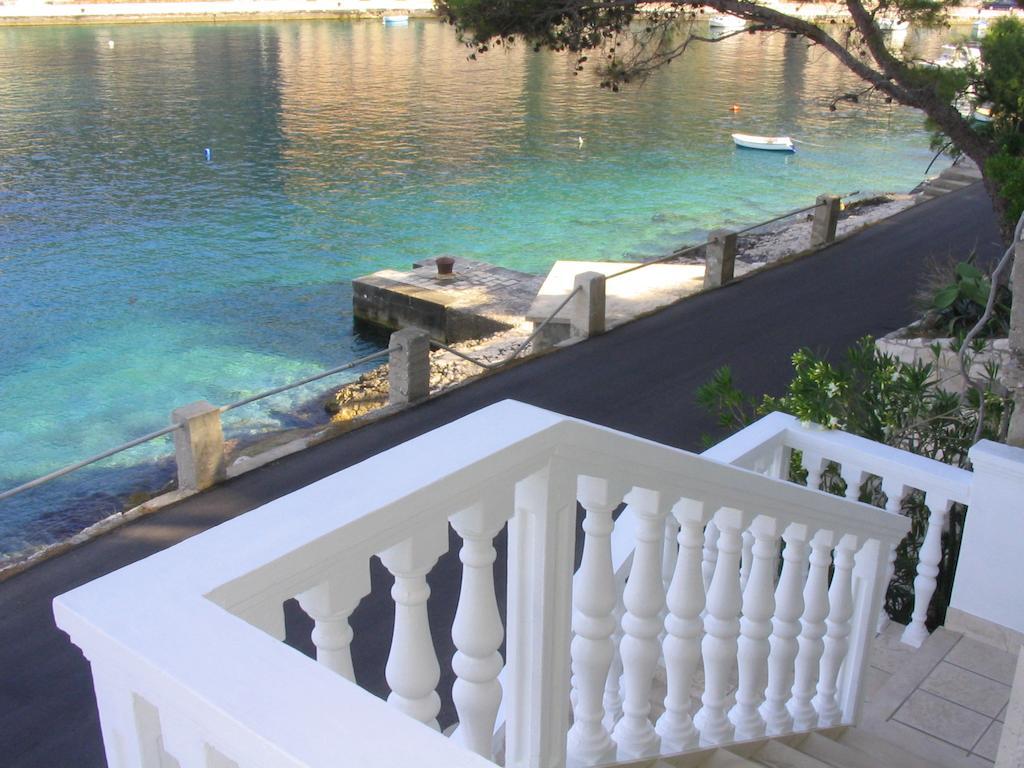 Apartments Gugic Prigradica Εξωτερικό φωτογραφία